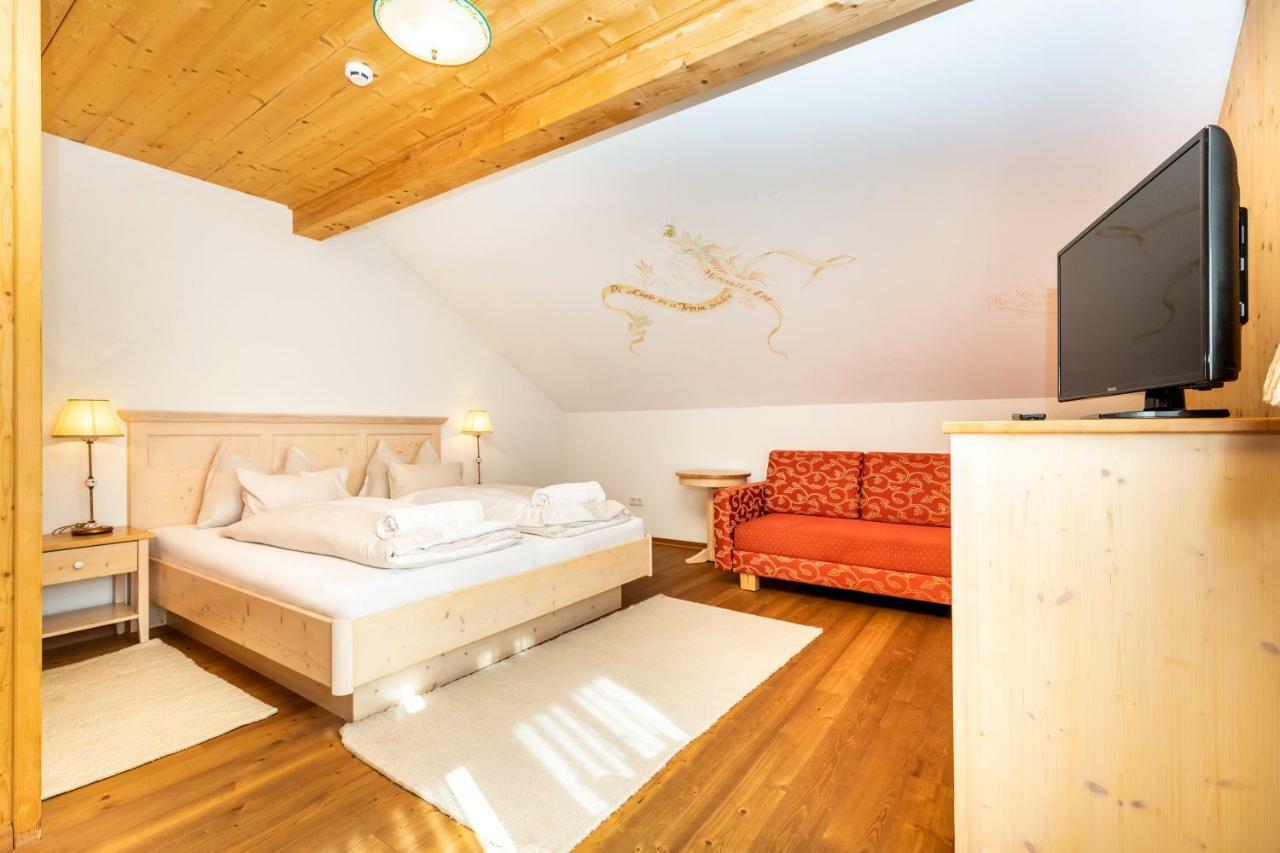 Hotel Garni Sonnhof Flachau Exteriör bild