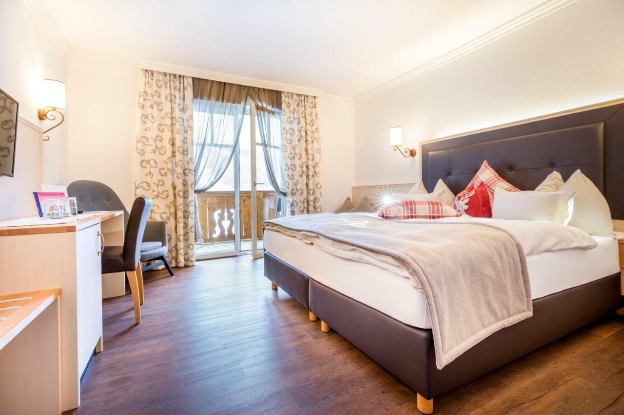 Hotel Garni Sonnhof Flachau Exteriör bild
